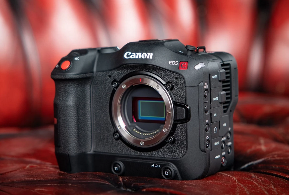 Kup kamerę Canon EOS C70 i odbierz adapter EF-EOS R 0,71x za 1zł!
